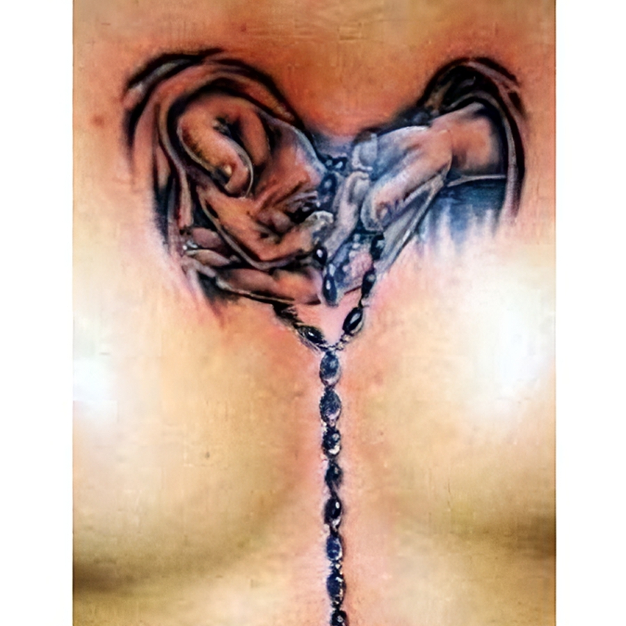 Brust Tattoo