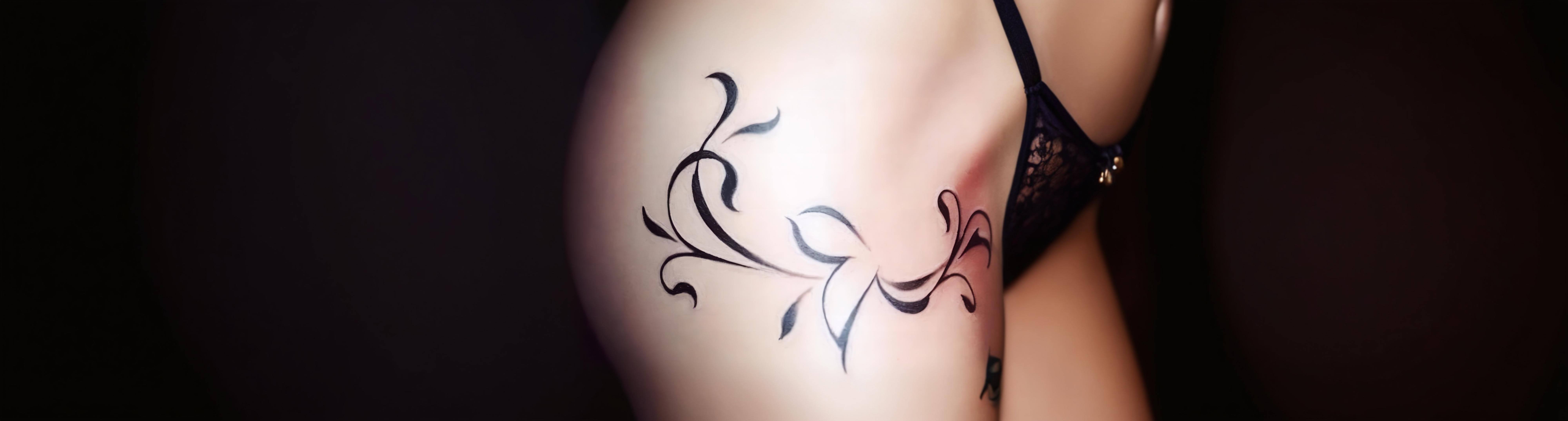 Intim tattoo mann