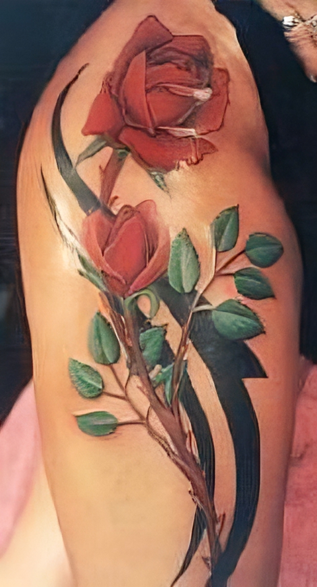 Zwei rote Rosen mit Dornenstiel und Tribal